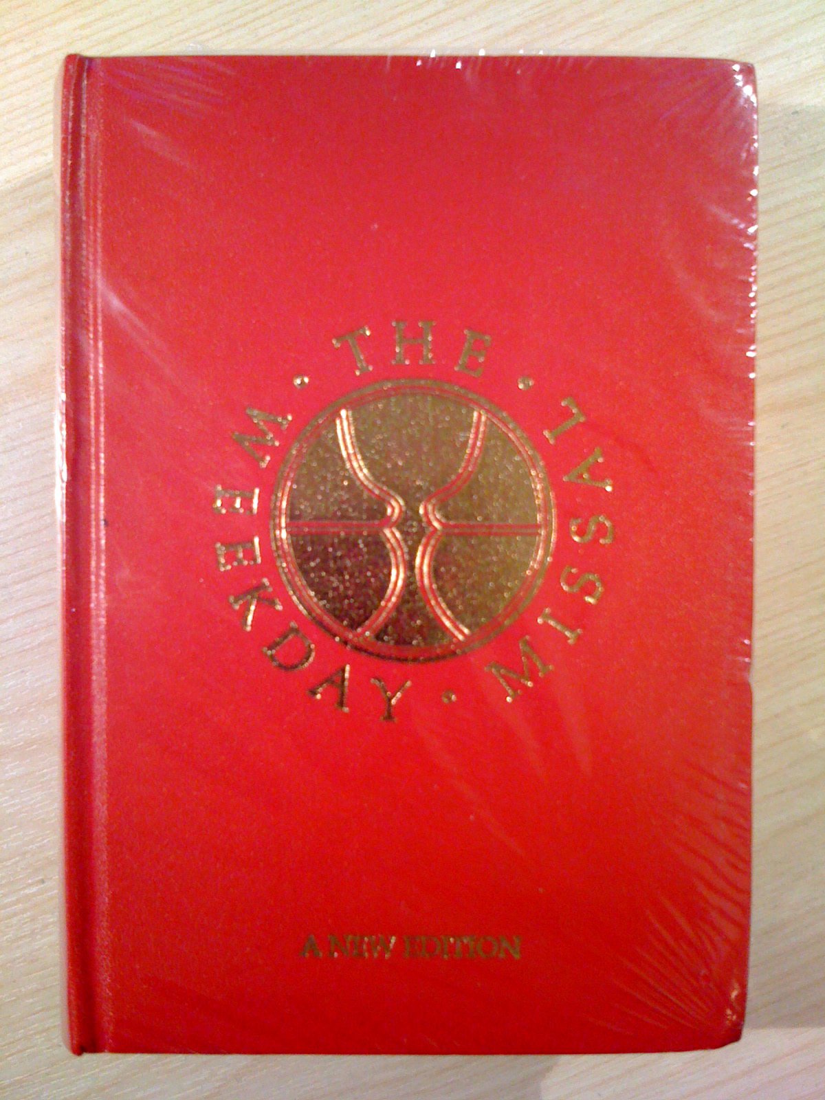 Weekday Miss Std Red
